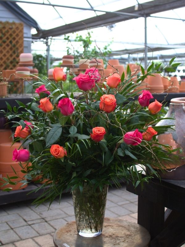 Rose flower vase arrangement.